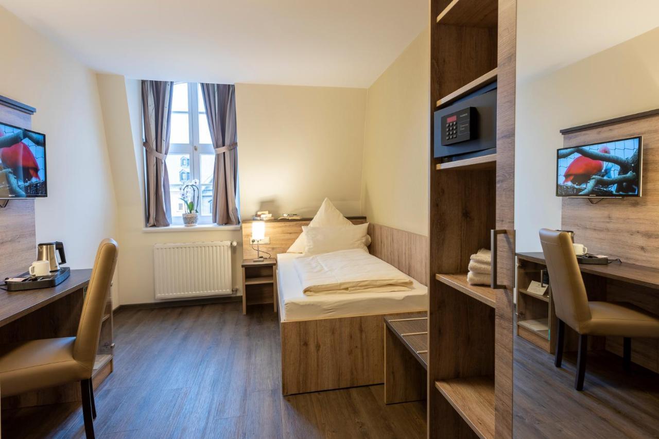 Hotel Ratskeller Schwarzenberg Schwarzenberg  Bagian luar foto